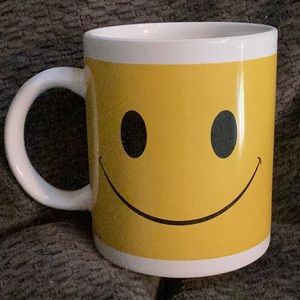Smiley Face Yellow 1994 brite ideas coffee mug